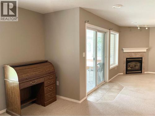 253 Chase Road, Christina Lake, BC - Indoor With Fireplace