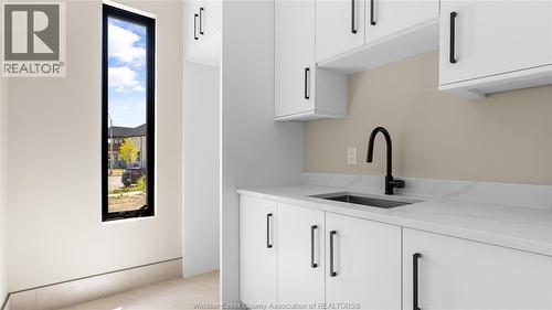 25 Harmony Court, Lasalle, ON - Indoor Photo Showing Other Room