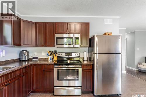813 98Th Avenue, Tisdale, SK - Indoor Photo Showing Kitchen
