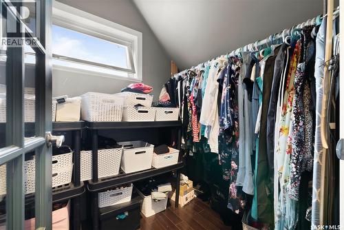 2054 Pasqua Street, Regina, SK - Indoor With Storage