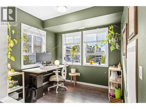 680 Old Meadows Road Unit# 1, Kelowna, BC - Indoor Photo Showing Office