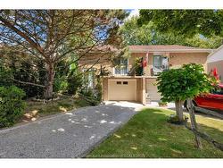 207 Coverdale Street  Chatham, ON N7L 4T3