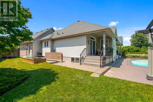 152 Redwood Court, Welland (N. Welland), ON - Outdoor With In Ground Pool With Deck Patio Veranda