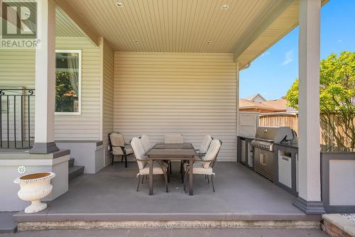 152 Redwood Court, Welland (N. Welland), ON - Outdoor With Deck Patio Veranda With Exterior