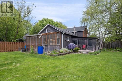 1551 Queen Street E, Caledon, ON - Outdoor