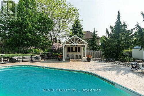 333 Milla Court, Waterloo, ON - Outdoor With In Ground Pool