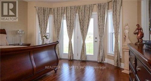 576 Barcovan Beach Road, Quinte West, ON - Indoor Photo Showing Other Room