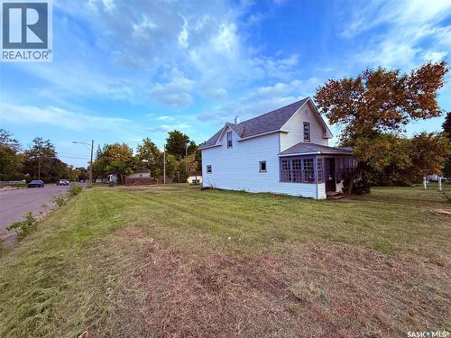 577 Central Avenue N, Swift Current, SK - Outdoor
