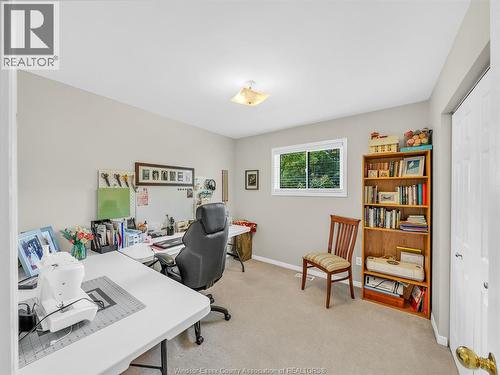 189 Woodland, Harrow, ON - Indoor Photo Showing Office