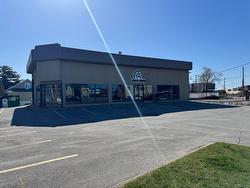 1261 Rue des Sureaux  Terrebonne (Lachenaie), QC J6X 4G4