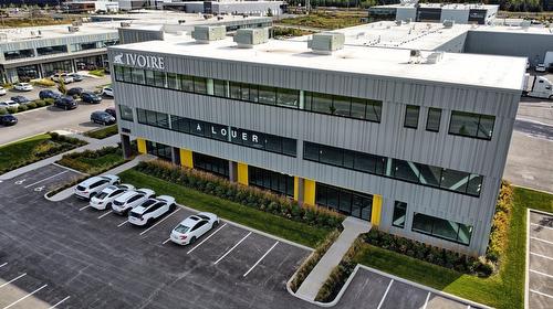 Façade - 300-3351 Av. De La Gare, Mascouche, QC - Outdoor