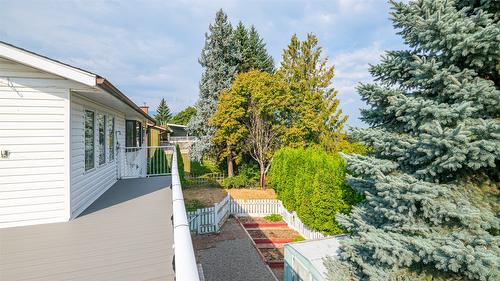 1110 Ibbitson Street, Creston, BC - Outdoor