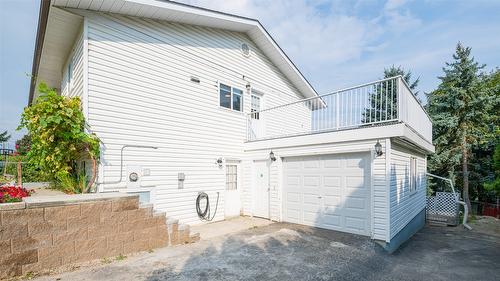 1110 Ibbitson Street, Creston, BC - Outdoor With Exterior