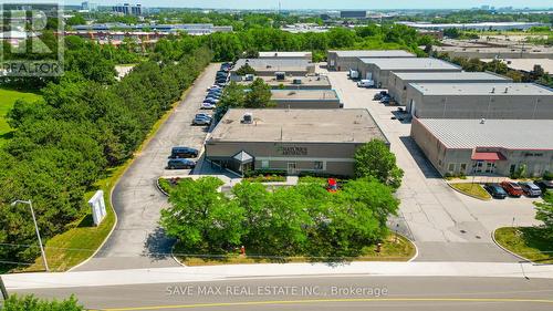 5044 South Service Road, Burlington, ON 