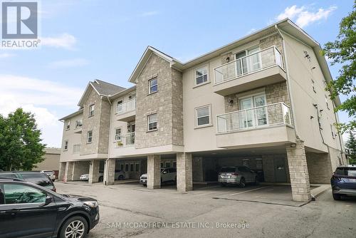 303 - 6928 AILANTHUS AVENUE  Niagara Falls, ON L2G 4C8