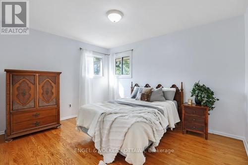 814 Pleasant Park Road, Ottawa, ON - Indoor Photo Showing Bedroom