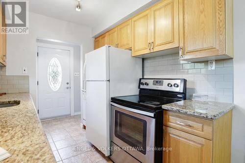 814 Pleasant Park Road, Ottawa, ON - Indoor Photo Showing Kitchen