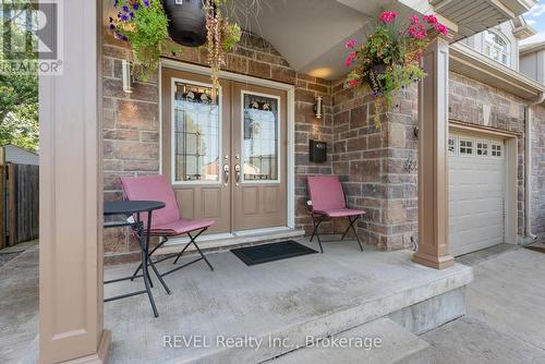 6558 Montrose Road, Niagara Falls (West Wood), ON - Outdoor With Exterior