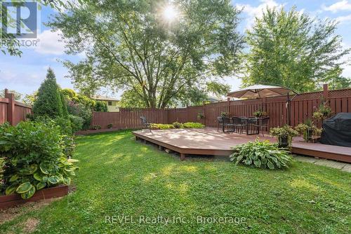 6558 Montrose Road, Niagara Falls (West Wood), ON - Outdoor With Backyard