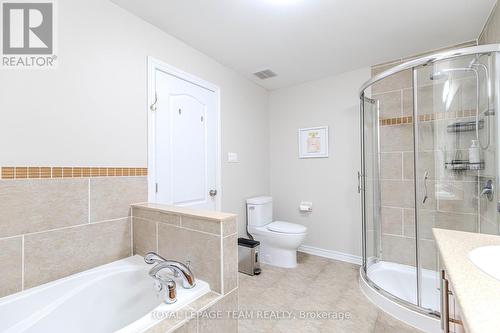 55 Emerald Pond Private, Ottawa, ON - Indoor Photo Showing Bathroom