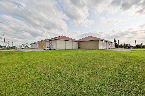 Frontage - 250 Rue Industrielle, Saint-Roch-De-L'Achigan, QC - Outdoor