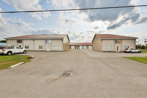 Frontage - 250 Rue Industrielle, Saint-Roch-De-L'Achigan, QC - Outdoor