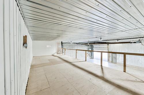 Mezzanine - 250 Rue Industrielle, Saint-Roch-De-L'Achigan, QC -  With Exterior