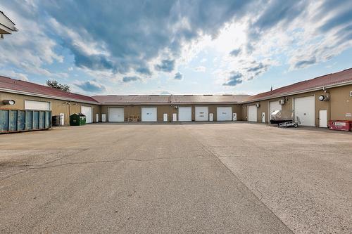 Frontage - 250 Rue Industrielle, Saint-Roch-De-L'Achigan, QC - Outdoor