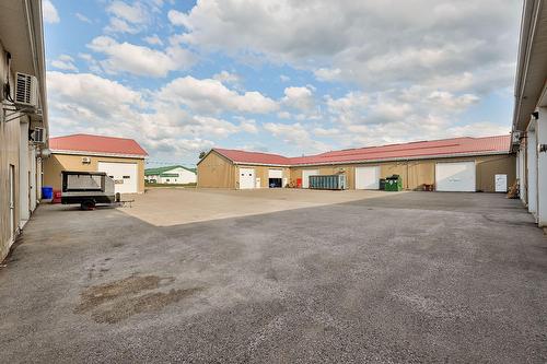 Frontage - 250 Rue Industrielle, Saint-Roch-De-L'Achigan, QC - Outdoor