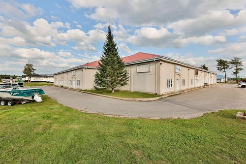 Frontage - 250 Rue Industrielle, Saint-Roch-De-L'Achigan, QC - Outdoor