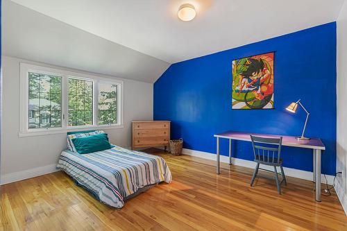 Bedroom - 84 Av. Dobie, Mont-Royal, QC - Indoor Photo Showing Bedroom
