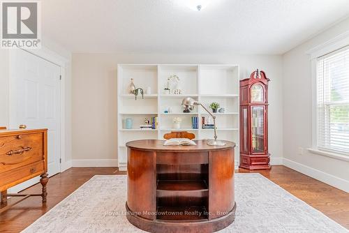 518 Grand Ridge Drive, Cambridge, ON - Indoor Photo Showing Office