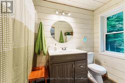 4pc ensuite on second floor - 