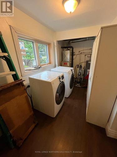 541 Resort Road, Kirkland Lake (Kl Outside), ON - Indoor Photo Showing Laundry Room