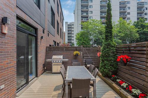 Terrasse - 3492Z Rue Simpson, Montréal (Ville-Marie), QC 
