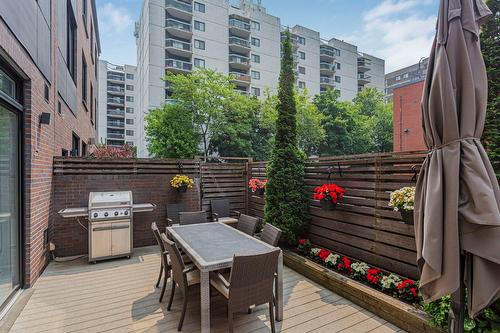 Terrasse - 3492Z Rue Simpson, Montréal (Ville-Marie), QC 