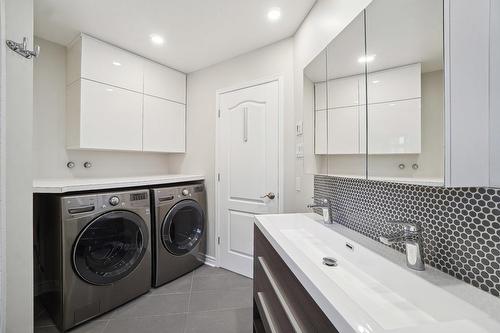 Salle de bains - 390 Rue De La Sagittaire, Montréal (Verdun/Île-Des-Soeurs), QC - Indoor Photo Showing Laundry Room