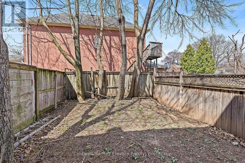 27 Tisdale Street N, Hamilton, ON - Outdoor