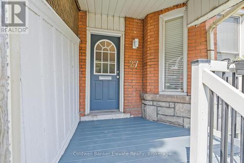 27 Tisdale Street N, Hamilton, ON - Outdoor With Exterior