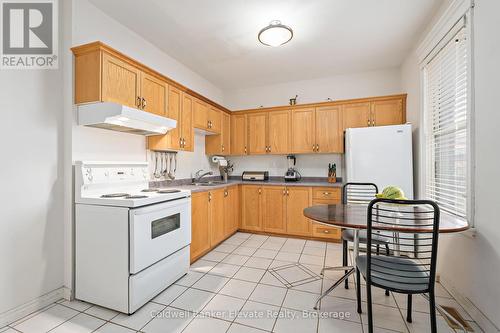 27 Tisdale Street N, Hamilton, ON - Indoor Photo Showing Kitchen