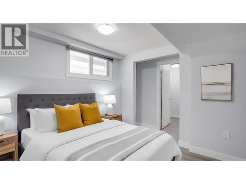 11429 Priest Valley Drive, Coldstream, BC - Indoor Photo Showing Bedroom