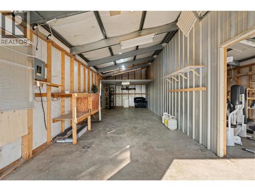 2858 Aberdeen Road, West Kelowna, BC - Indoor Photo Showing Other Room