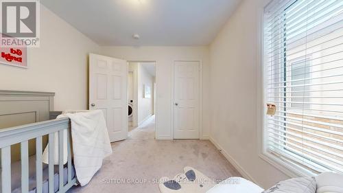 3964 Thomas Alton Boulevard, Burlington, ON - Indoor Photo Showing Bedroom