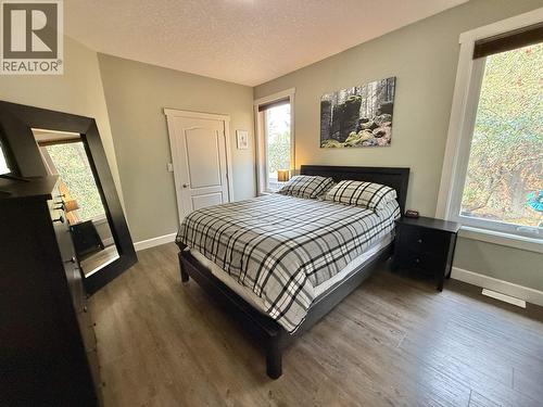 2196 Gassoff Road, Quesnel, BC - Indoor Photo Showing Bedroom