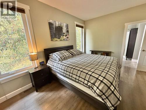2196 Gassoff Road, Quesnel, BC - Indoor Photo Showing Bedroom