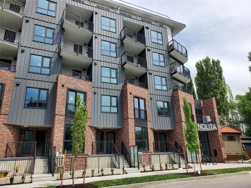 211-620 Coronation Avenue, Kelowna, BC - Outdoor With Facade