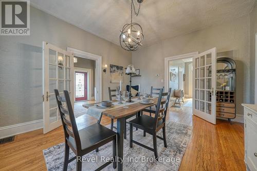 425 Ingersoll Avenue, Woodstock (Woodstock - North), ON - Indoor Photo Showing Dining Room
