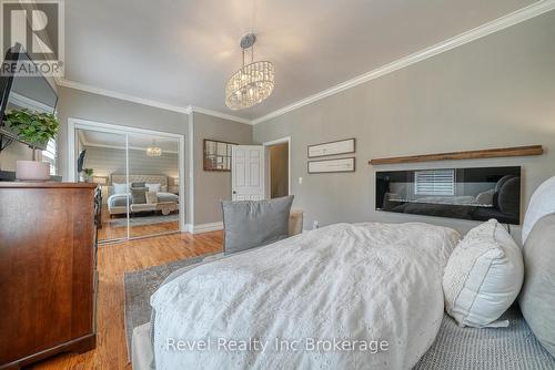 425 Ingersoll Avenue, Woodstock (Woodstock - North), ON - Indoor Photo Showing Bedroom With Fireplace