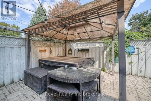 425 Ingersoll Avenue, Woodstock (Woodstock - North), ON - Outdoor With Deck Patio Veranda With Exterior