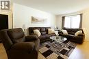 1912 Winslow Crescent, Sarnia, ON  - Indoor Photo Showing Living Room 